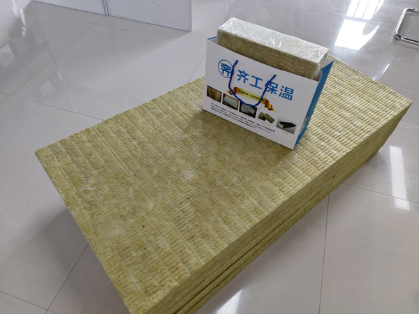 巖棉板價(jià)格每平米什么時(shí)候較便宜？